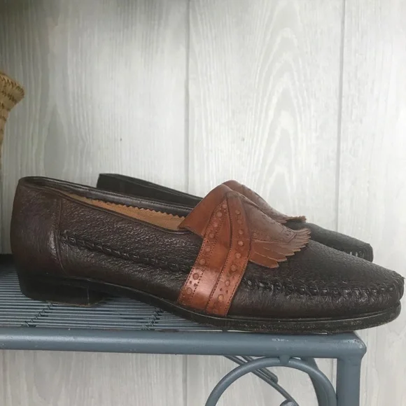 Lorenzo Banfi Italy two tone brown leather slip on loafers  display picture 1